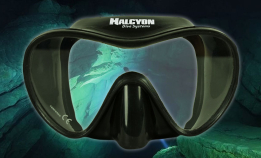 Deilig maske: Halcyon UniVision