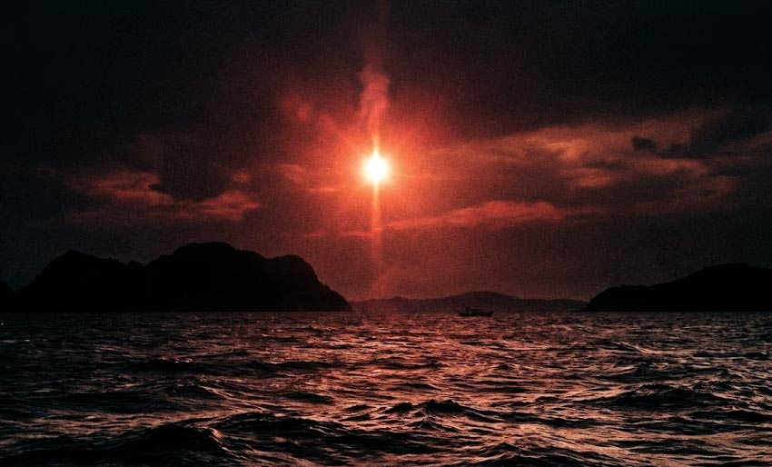 Dømt til fengsel og erstatning